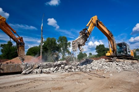 Top 5 Benefits of Hiring Experts for Land Clearing Services Thumbnail